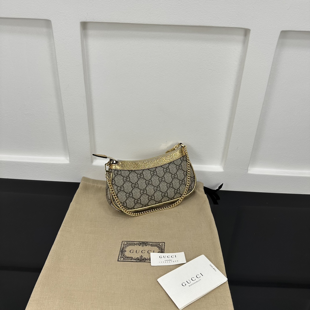 Gucci Hobo Bags